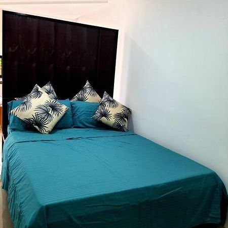 Air-Conditioned Room For Staycation General Trias  ภายนอก รูปภาพ